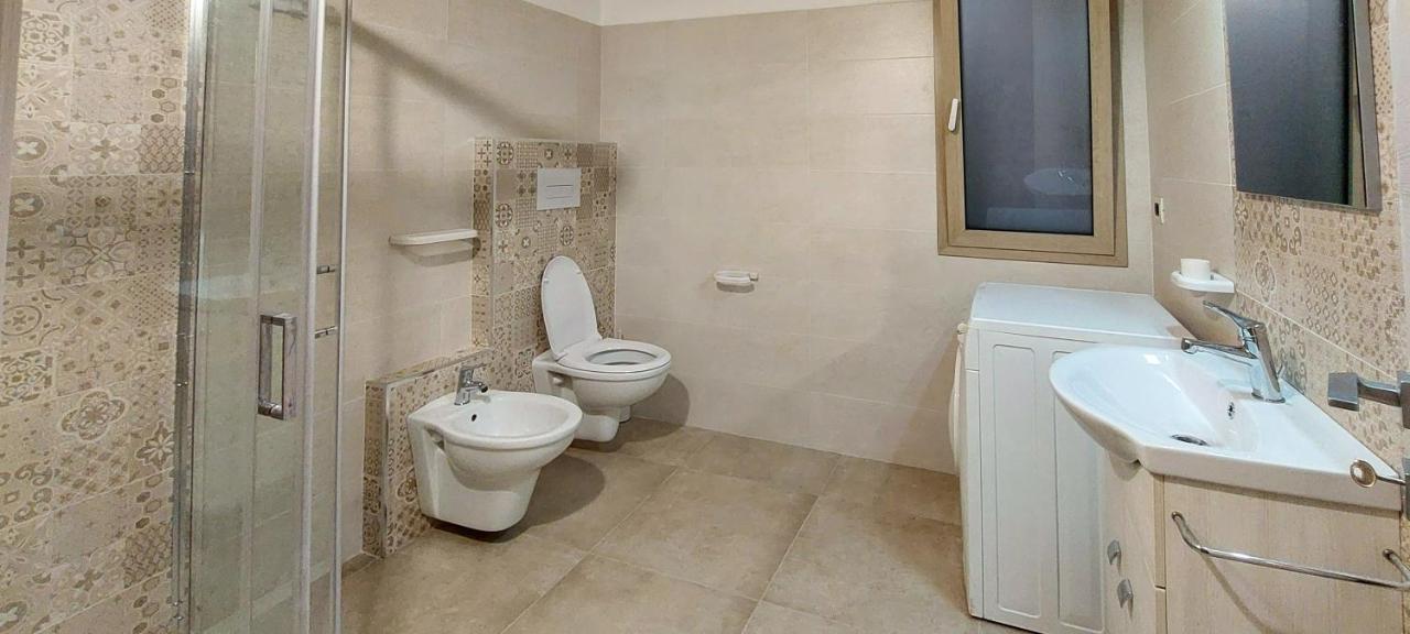 סאן תאודורו Appartamento Brigida Bilocale 2 Posti Vicino Al Centro מראה חיצוני תמונה
